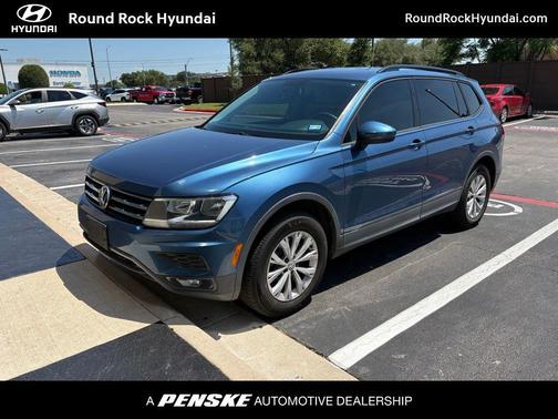 Silk Blue Metallic 2018 Volkswagen Tiguan 2.0T S