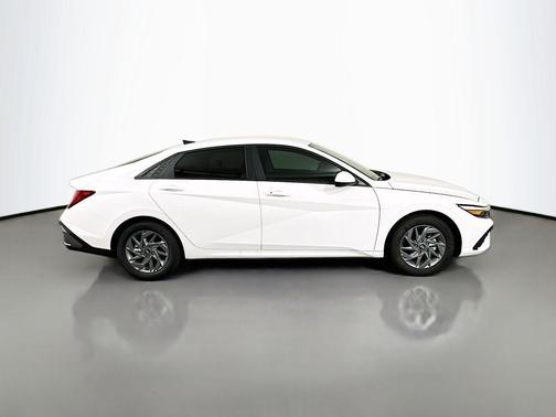 Serenity White Pearl 2026 Hyundai ELANTRA HEV Blue