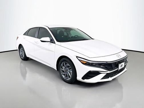 Serenity White Pearl 2026 Hyundai ELANTRA HEV Blue