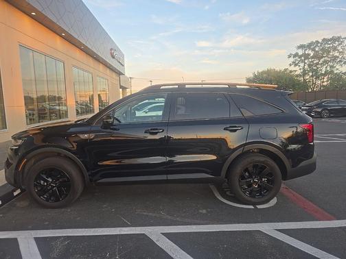 2023 Kia Sorento X-Line S