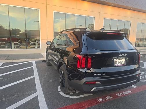 2023 Kia Sorento X-Line S