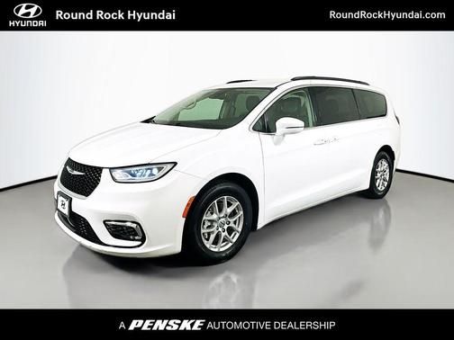 2022 Chrysler Pacifica Touring-L