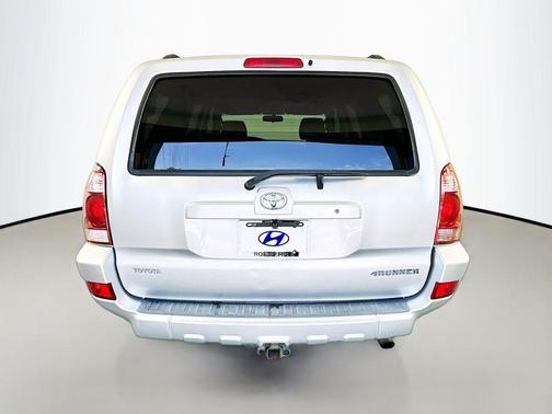 2004 Toyota 4Runner SR5