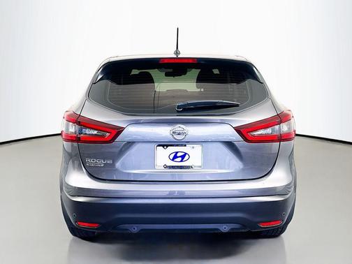Gun Metallic 2020 Nissan Rogue Sport S