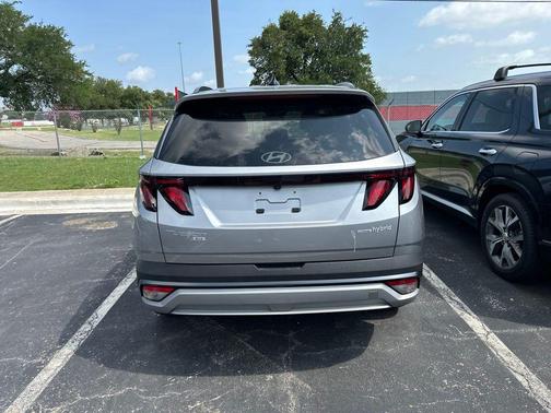 Shimmering Silver 2025 Hyundai TUCSON Hybrid Blue