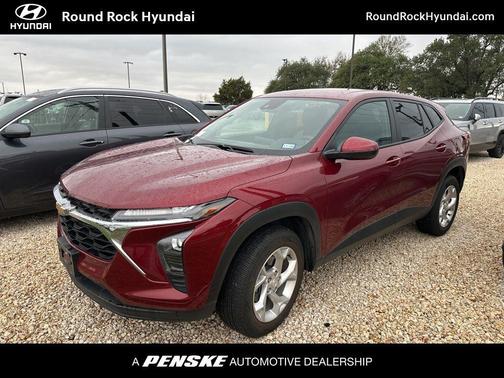 2025 Chevrolet Trax LS