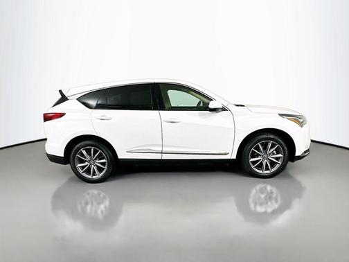 Platinum White 2022 Acura RDX Technology Package