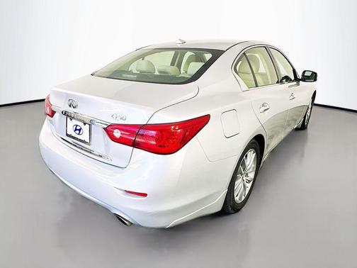 2014 INFINITI Q50 Premium