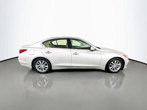 2014 INFINITI Q50 Premium