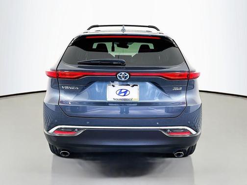 2023 Toyota Venza XLE