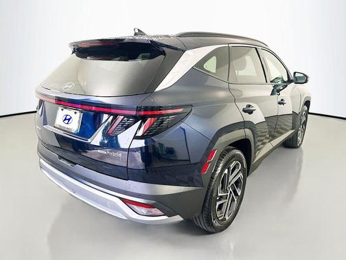 Deep Sea 2026 Hyundai TUCSON Hybrid Limited