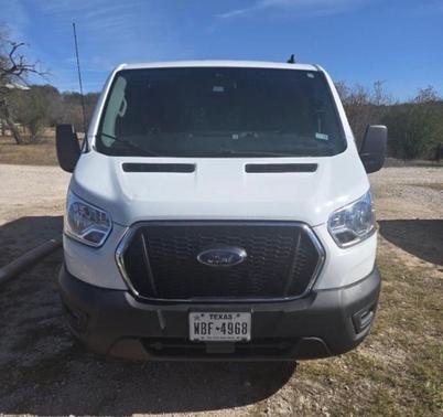 2022 Ford Transit-250 Base