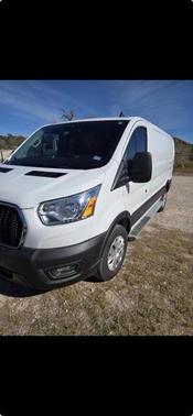 2022 Ford Transit-250 Base