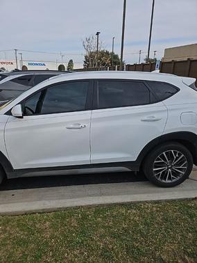 2021 Hyundai TUCSON SEL