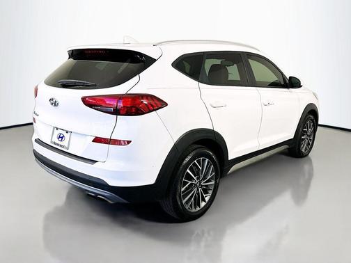 2021 Hyundai TUCSON SEL