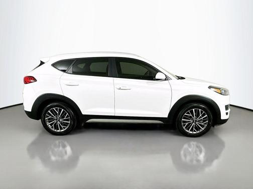 2021 Hyundai TUCSON SEL