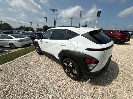 White 2025 Hyundai KONA SEL