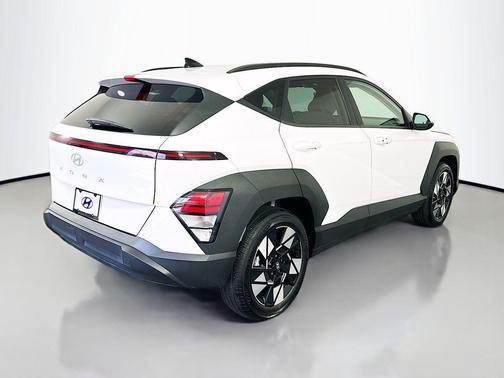 White 2025 Hyundai KONA SEL