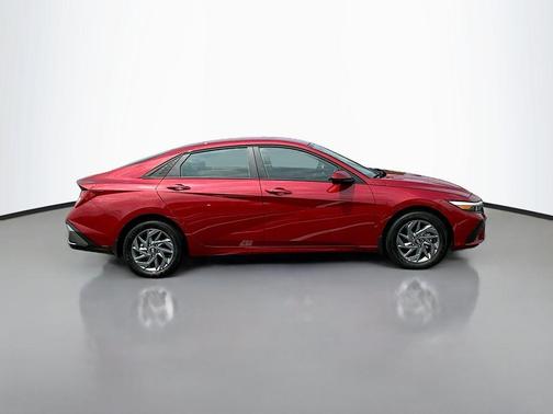 2025 Hyundai ELANTRA HEV Blue