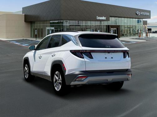 White Pearl 2026 Hyundai TUCSON SEL Premium
