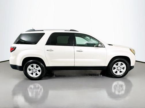 White Diamond Clearcoat 2015 GMC Acadia SLE-1