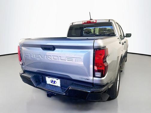 2025 Chevrolet Colorado WT