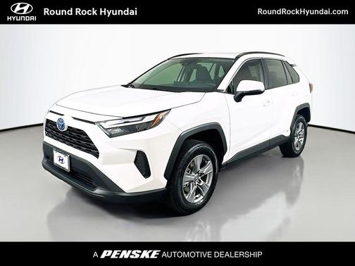 2022 Toyota RAV4 Hybrid XLE