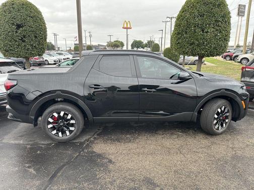 2025 Hyundai SANTA CRUZ SEL Activity