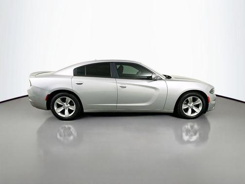 2015 Dodge Charger SE
