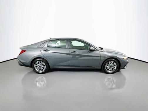 2025 Hyundai ELANTRA HEV Blue
