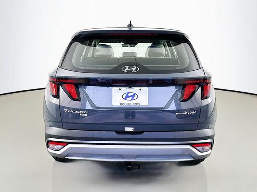 Gray 2026 Hyundai TUCSON Hybrid Blue SE