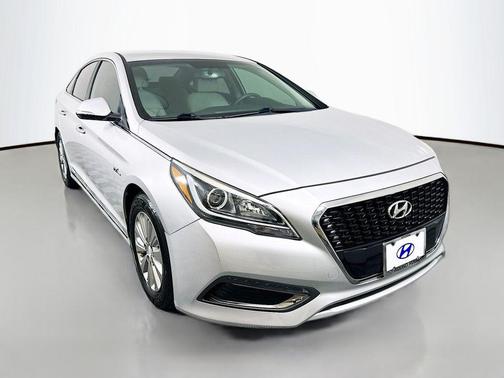 2016 Hyundai SONATA Hybrid SE