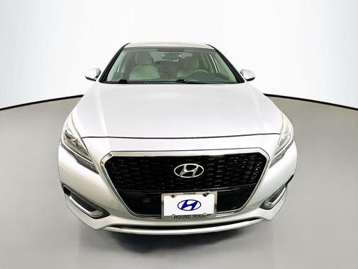2016 Hyundai SONATA Hybrid SE