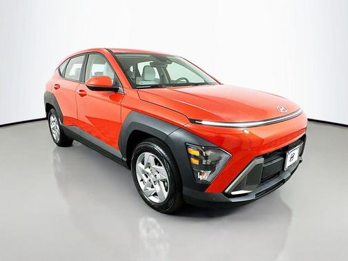 2024 Hyundai KONA SE