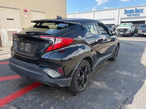 Black Sand Pearl 2022 Toyota C-HR Nightshade
