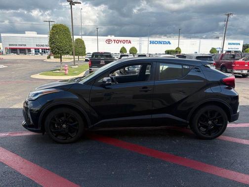 Black Sand Pearl 2022 Toyota C-HR Nightshade