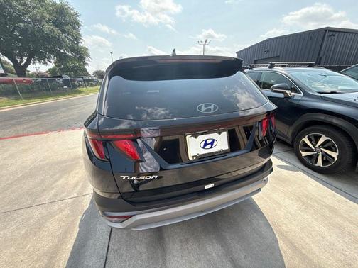 Phantom Black 2026 Hyundai TUCSON SEL