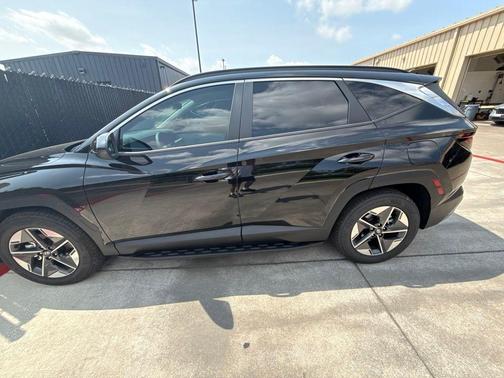 Phantom Black 2026 Hyundai TUCSON SEL