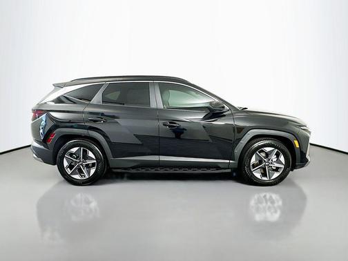 Phantom Black 2026 Hyundai TUCSON SEL