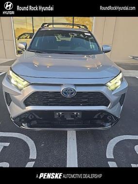 2023 Toyota RAV4 Hybrid SE