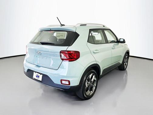 Mirage 2026 Hyundai VENUE SEL