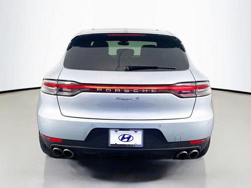 2019 Porsche Macan S