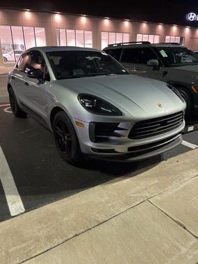 2019 Porsche Macan S