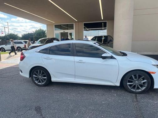 Platinum White 2019 Honda Civic EX
