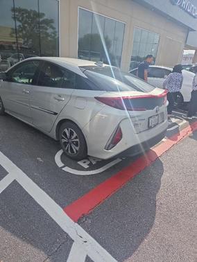 Classic Silver Metallic 2018 Toyota Prius Prime Plus