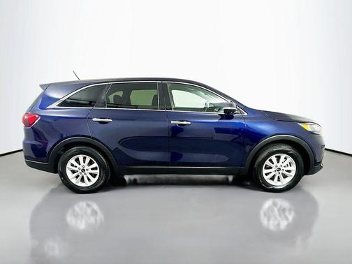 Imperial Blue 2020 Kia Sorento LX