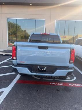 Metallic 2025 Chevrolet Colorado LT