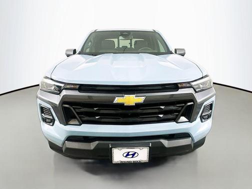 Metallic 2025 Chevrolet Colorado LT