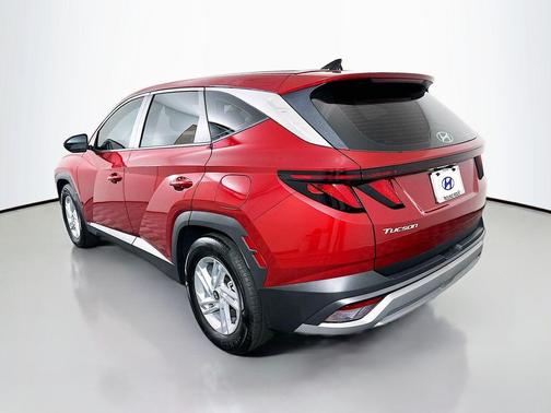 Red 2026 Hyundai TUCSON SE