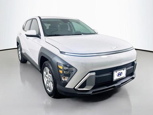Cyber Gray Metallic 2026 Hyundai KONA SE